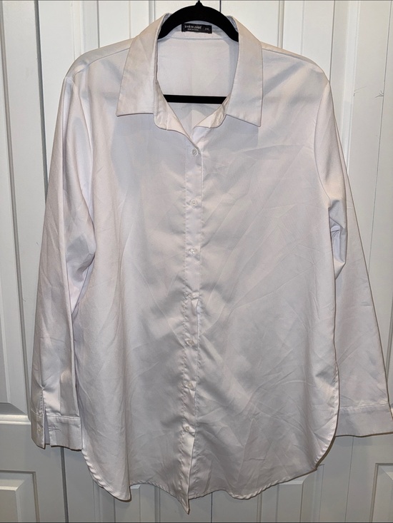 SHEIN Tops - Van Heusen White Button-Down Dress Shirt